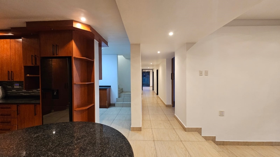 4 Bedroom Property for Sale in Zwavelpoort Gauteng