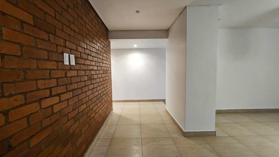 4 Bedroom Property for Sale in Zwavelpoort Gauteng