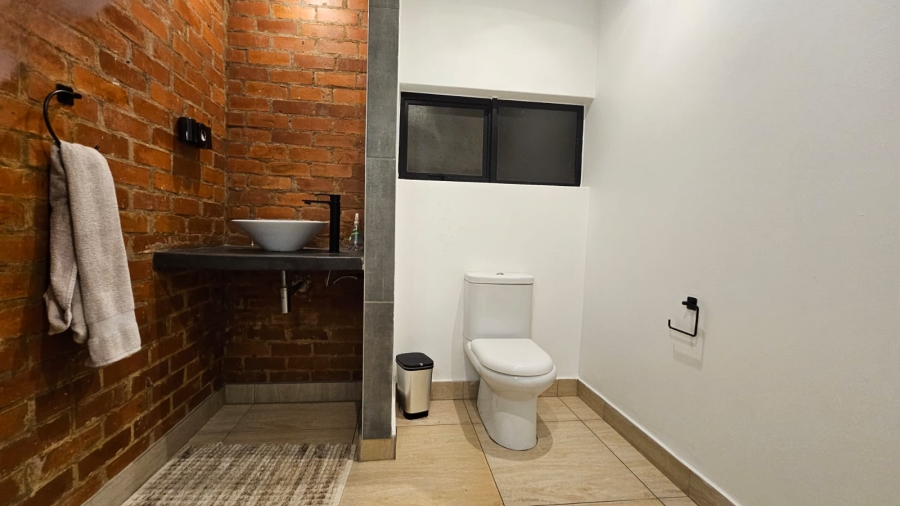 4 Bedroom Property for Sale in Zwavelpoort Gauteng