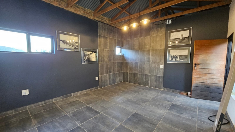 4 Bedroom Property for Sale in Zwavelpoort Gauteng