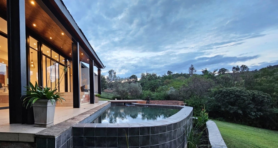 4 Bedroom Property for Sale in Zwavelpoort Gauteng