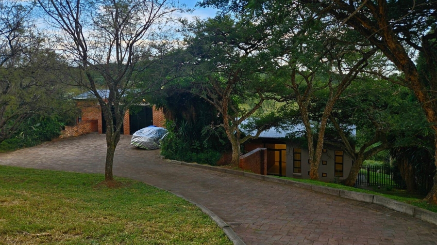 4 Bedroom Property for Sale in Zwavelpoort Gauteng