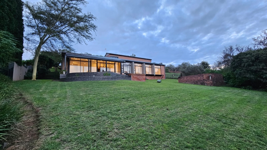 4 Bedroom Property for Sale in Zwavelpoort Gauteng