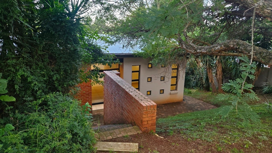 4 Bedroom Property for Sale in Zwavelpoort Gauteng