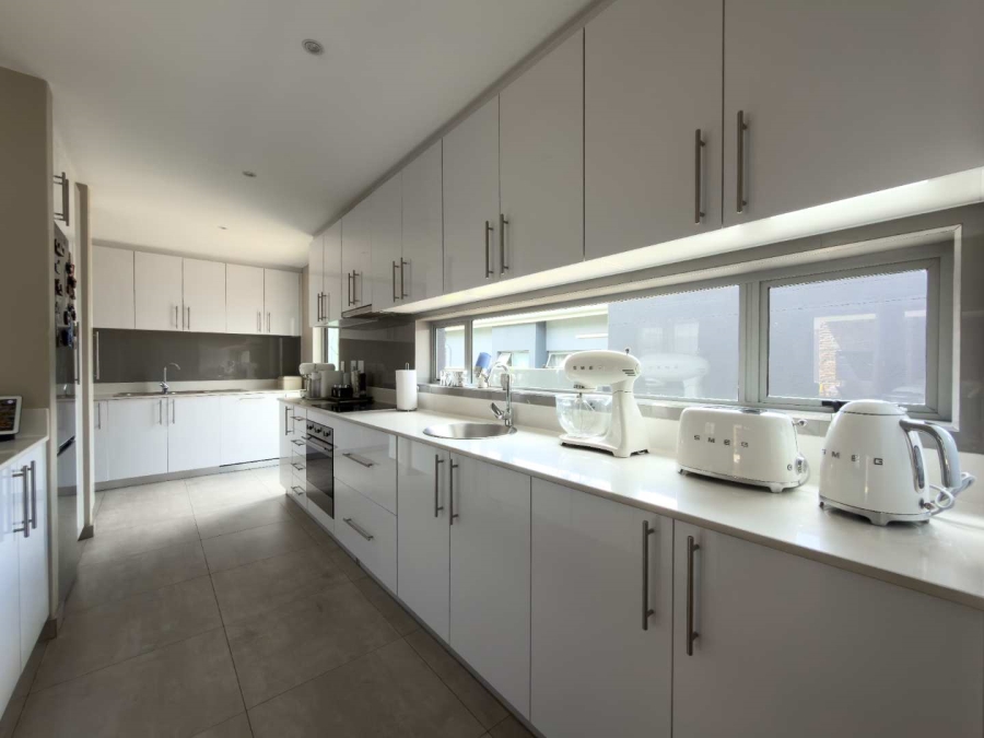 3 Bedroom Property for Sale in Eye of Africa Gauteng