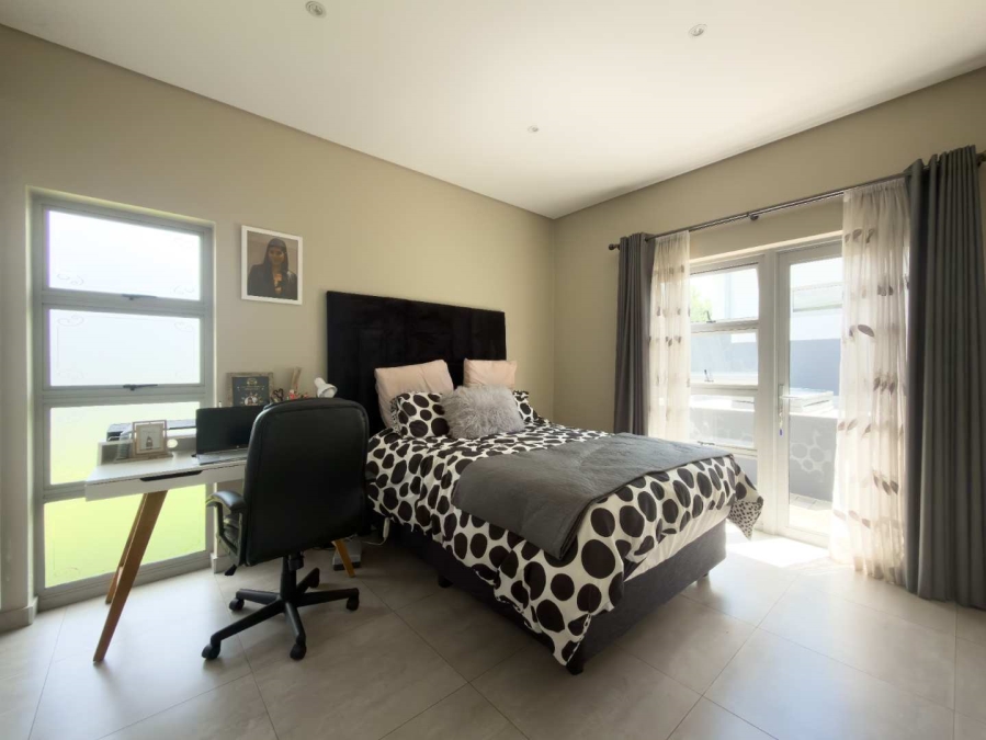 3 Bedroom Property for Sale in Eye of Africa Gauteng