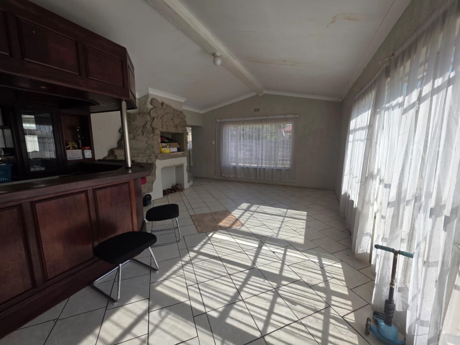 3 Bedroom Property for Sale in Dalview Gauteng