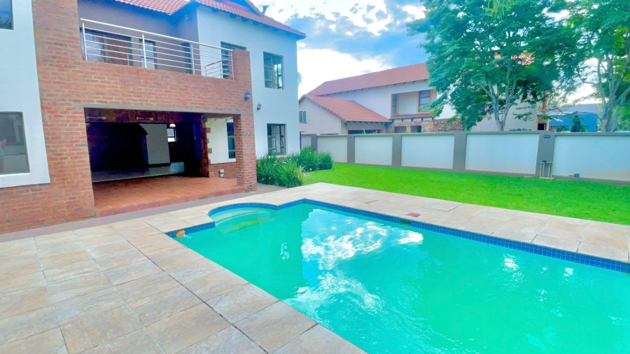 To Let 4 Bedroom Property for Rent in Willow Acres Gauteng