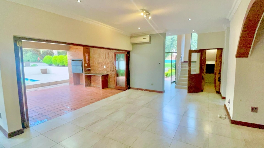 To Let 4 Bedroom Property for Rent in Willow Acres Gauteng