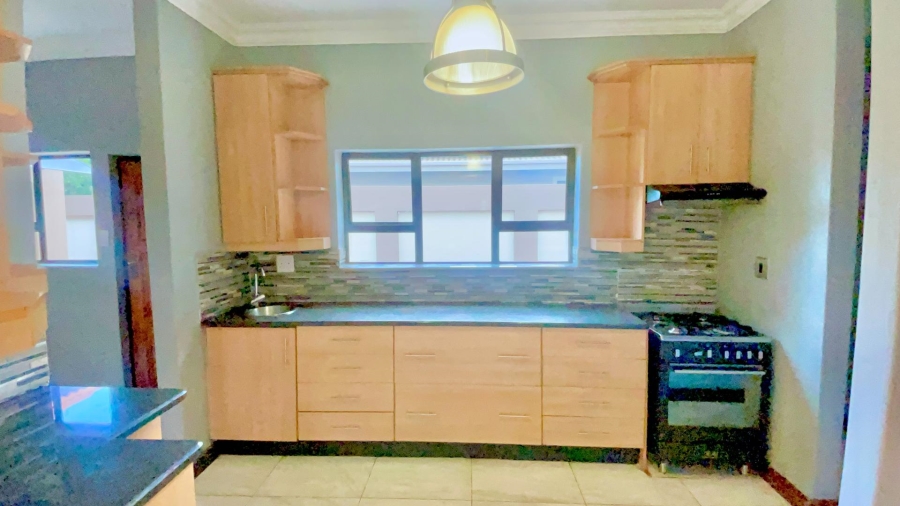 To Let 4 Bedroom Property for Rent in Willow Acres Gauteng