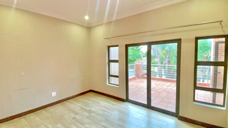 To Let 4 Bedroom Property for Rent in Willow Acres Gauteng