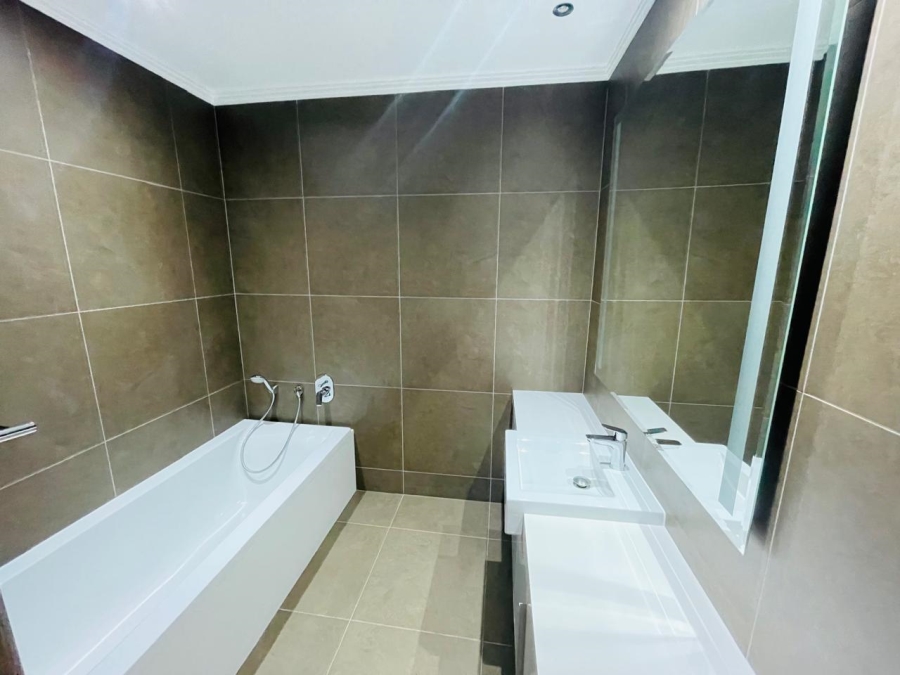 To Let 3 Bedroom Property for Rent in Morningside Gauteng