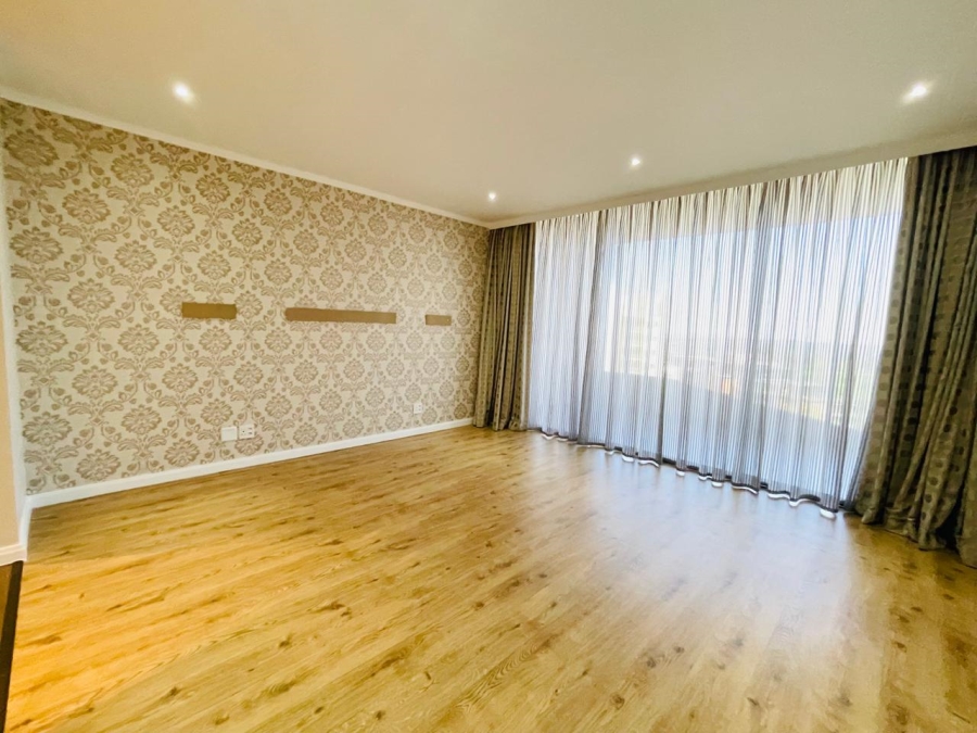 To Let 3 Bedroom Property for Rent in Morningside Gauteng