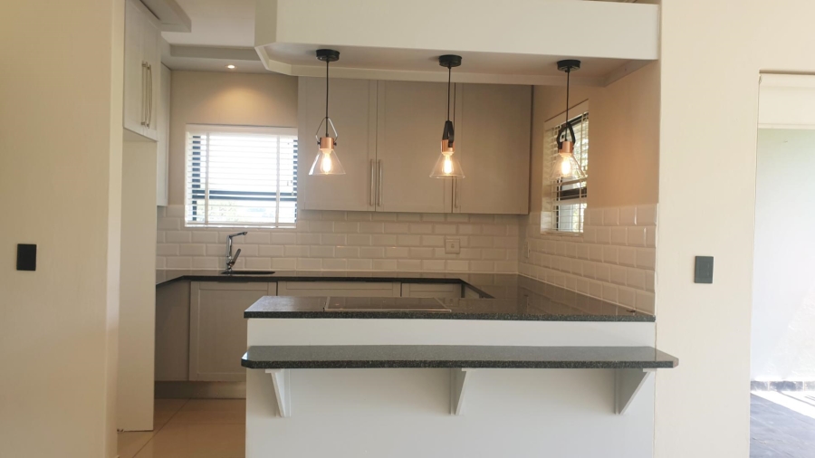 2 Bedroom Property for Sale in Jackal Creek Golf Estate Gauteng