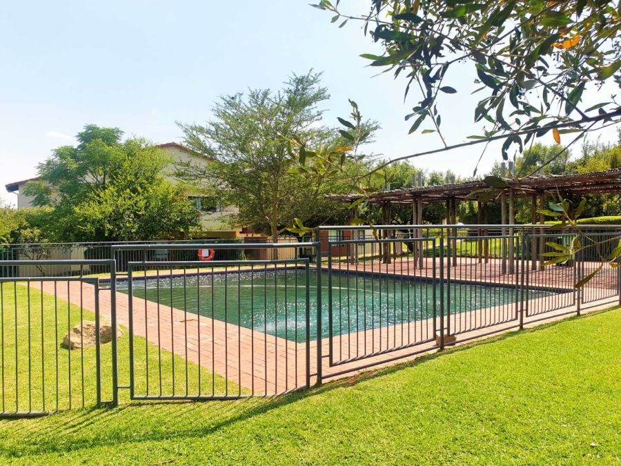 2 Bedroom Property for Sale in Jackal Creek Golf Estate Gauteng