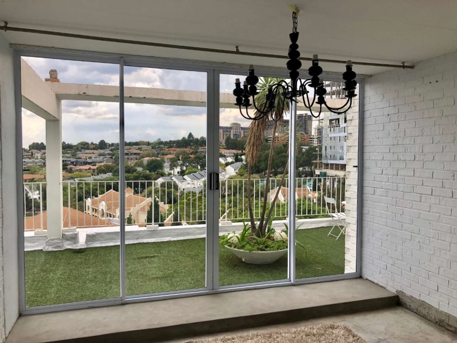 3 Bedroom Property for Sale in Benmore Gardens Gauteng