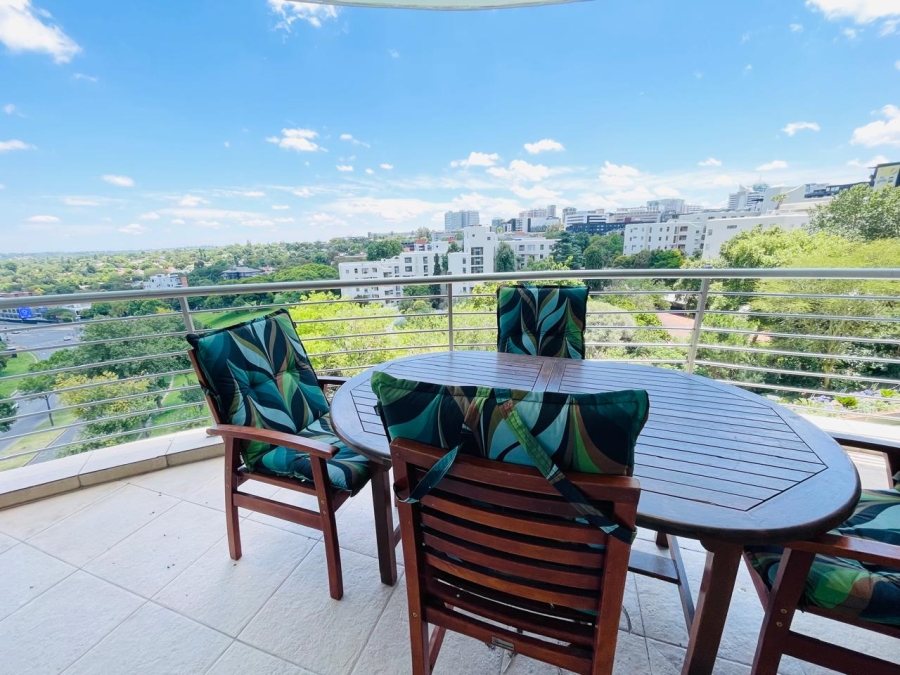 2 Bedroom Property for Sale in Sandhurst Gauteng