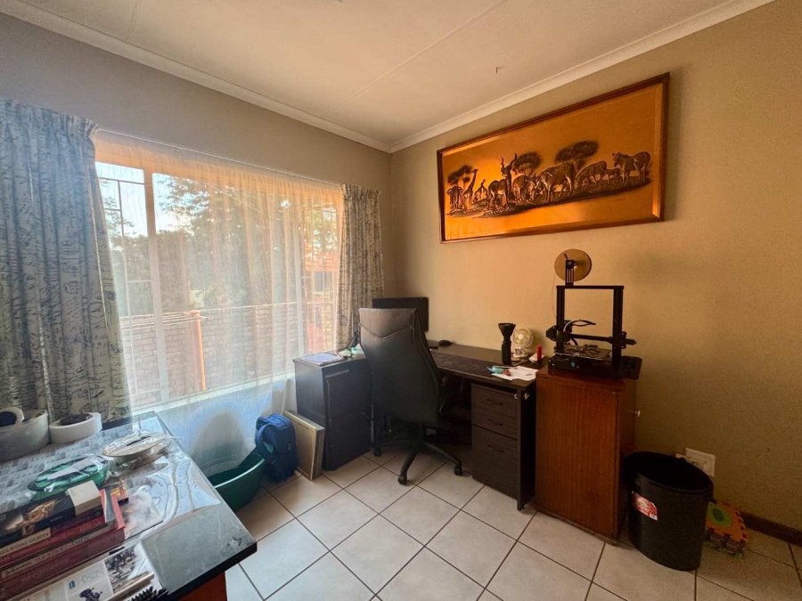 3 Bedroom Property for Sale in Moreleta Park Gauteng