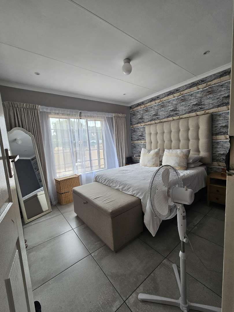 2 Bedroom Property for Sale in Eldorette Gauteng