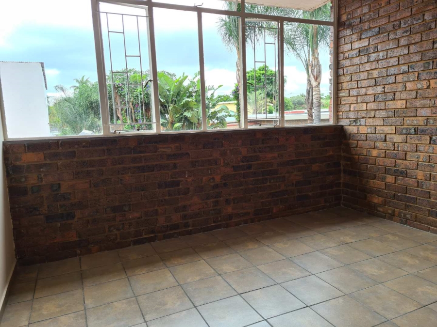 To Let 2 Bedroom Property for Rent in Annlin Gauteng