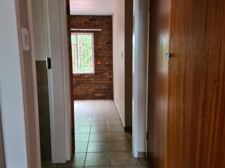 To Let 2 Bedroom Property for Rent in Annlin Gauteng