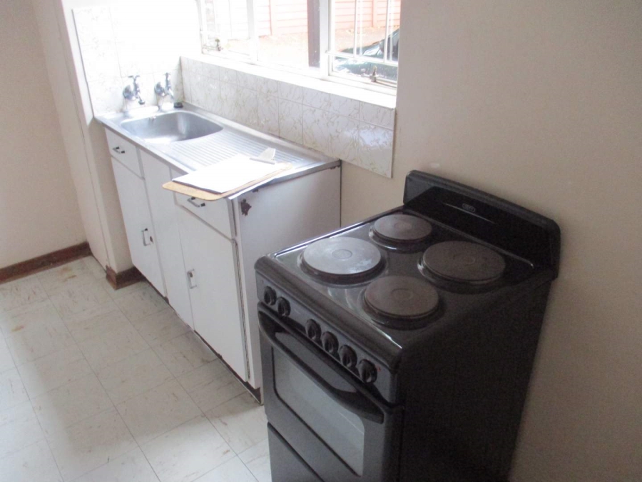 To Let 2 Bedroom Property for Rent in Annlin Gauteng