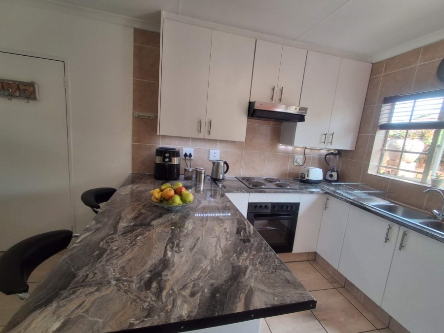 2 Bedroom Property for Sale in Willowbrook Gauteng