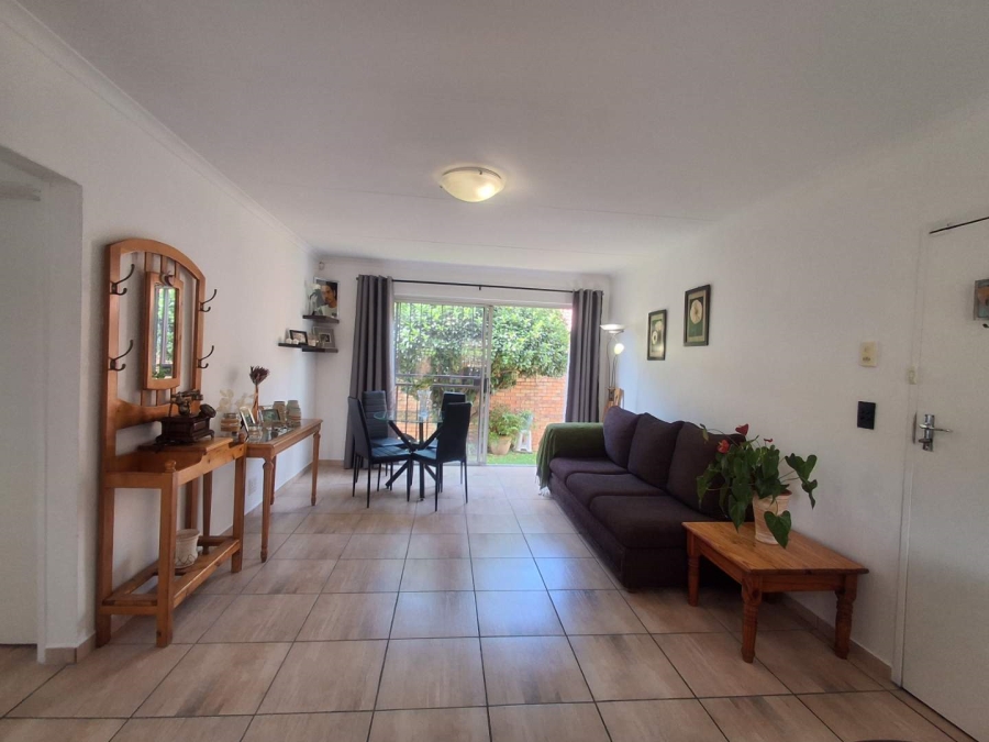 2 Bedroom Property for Sale in Willowbrook Gauteng