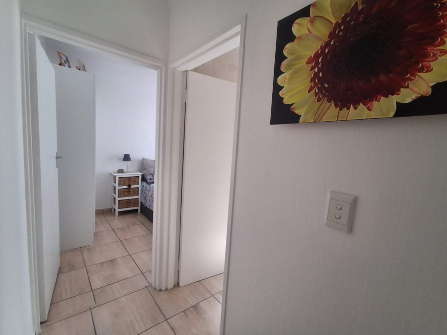 2 Bedroom Property for Sale in Willowbrook Gauteng