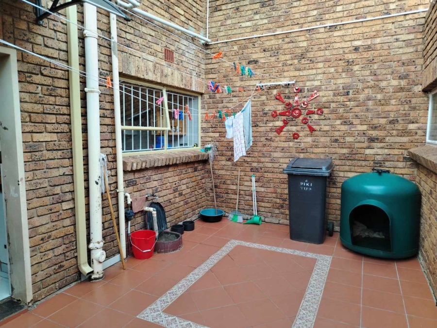 3 Bedroom Property for Sale in Meredale Gauteng