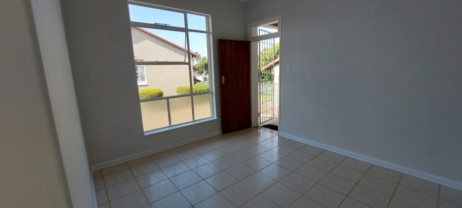2 Bedroom Property for Sale in Brackenhurst Gauteng
