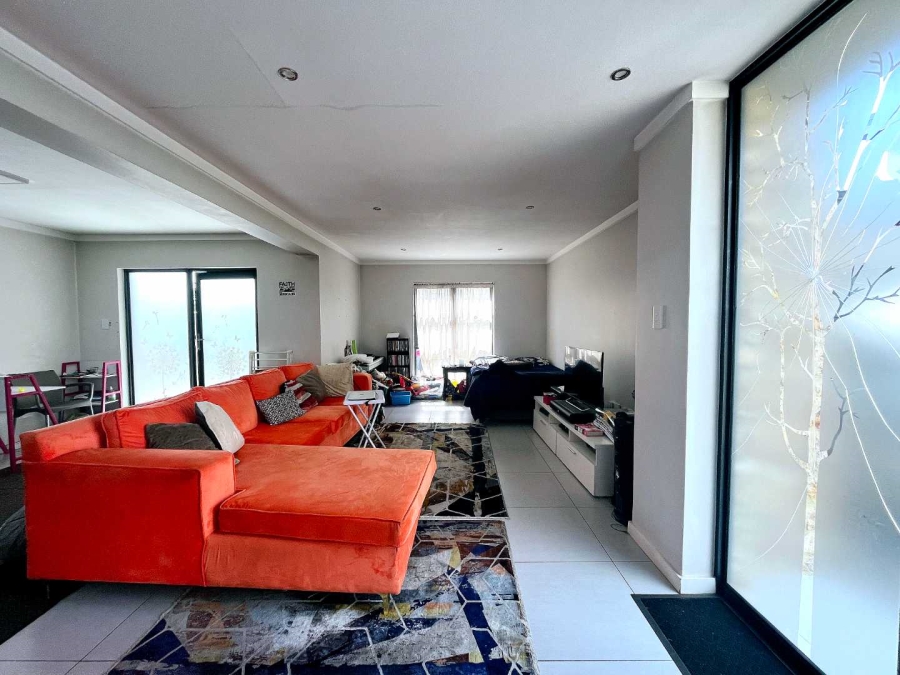 3 Bedroom Property for Sale in Equestria Gauteng