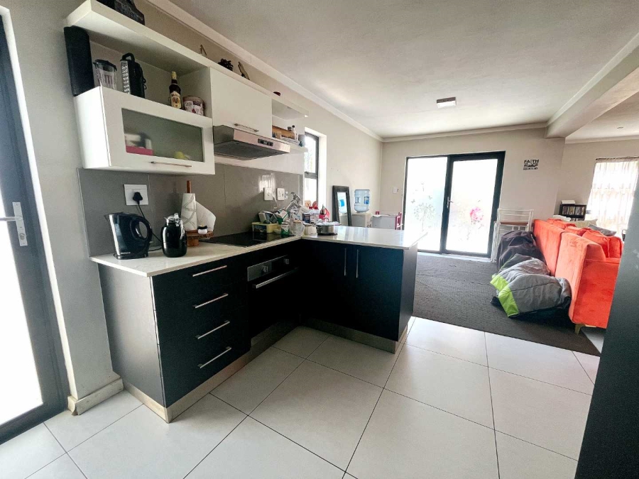 3 Bedroom Property for Sale in Equestria Gauteng