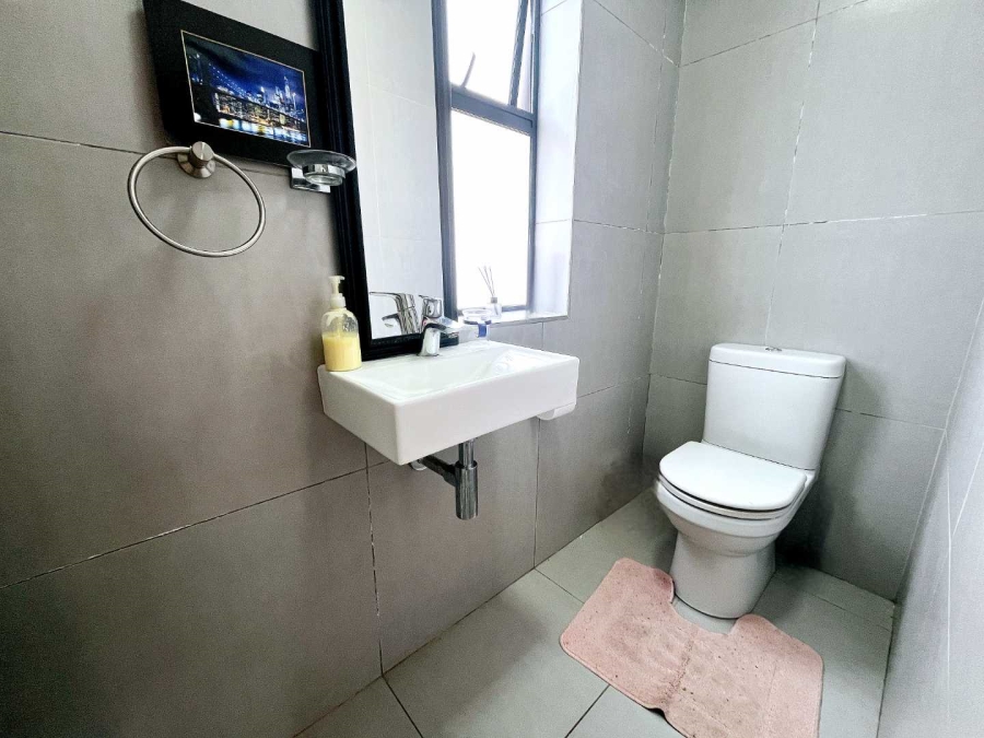 3 Bedroom Property for Sale in Equestria Gauteng