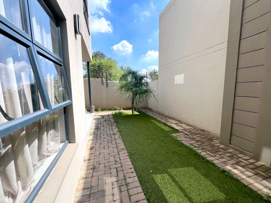 3 Bedroom Property for Sale in Equestria Gauteng