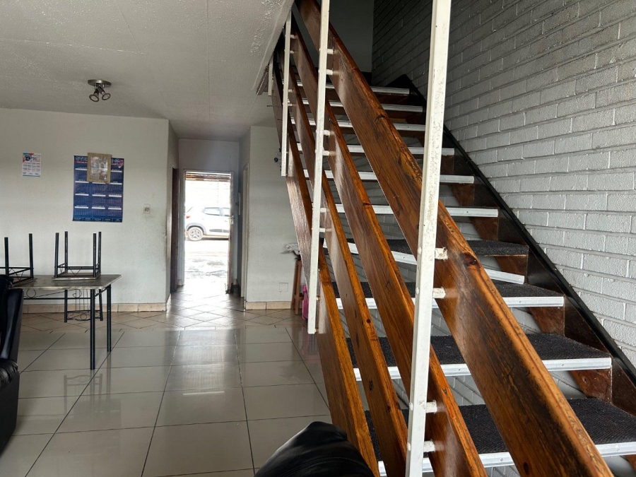 2 Bedroom Property for Sale in Proclamation Hill Gauteng