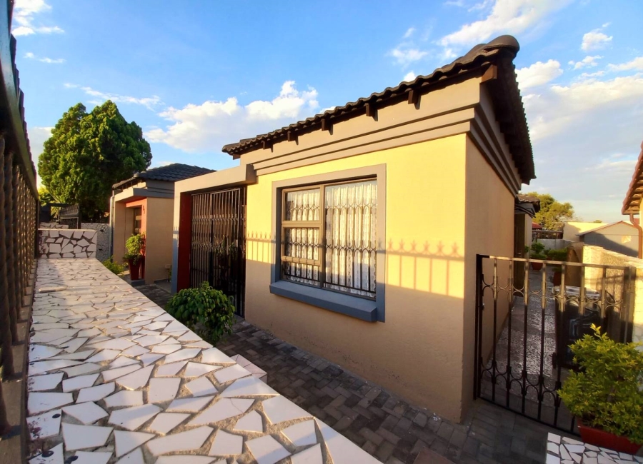 3 Bedroom Property for Sale in Danville Gauteng