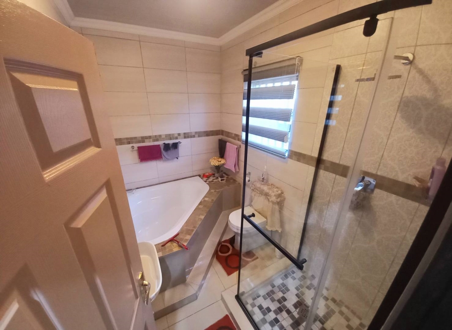 3 Bedroom Property for Sale in Danville Gauteng