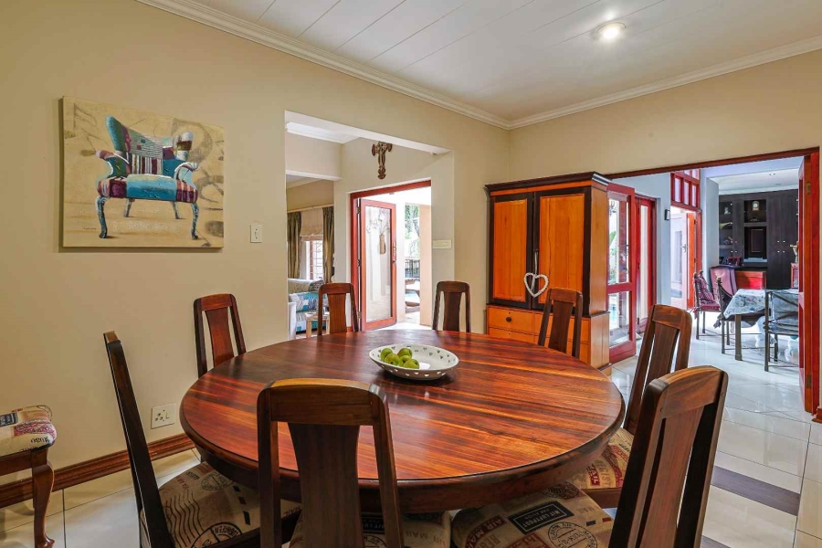 5 Bedroom Property for Sale in Erasmuskloof Gauteng