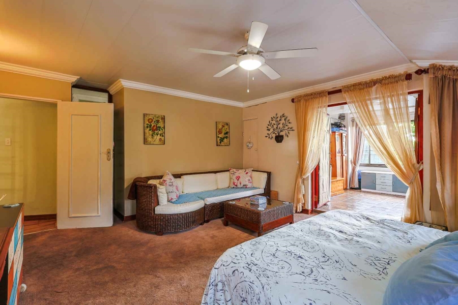 5 Bedroom Property for Sale in Erasmuskloof Gauteng