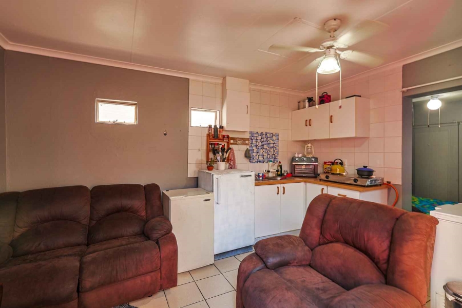 5 Bedroom Property for Sale in Erasmuskloof Gauteng