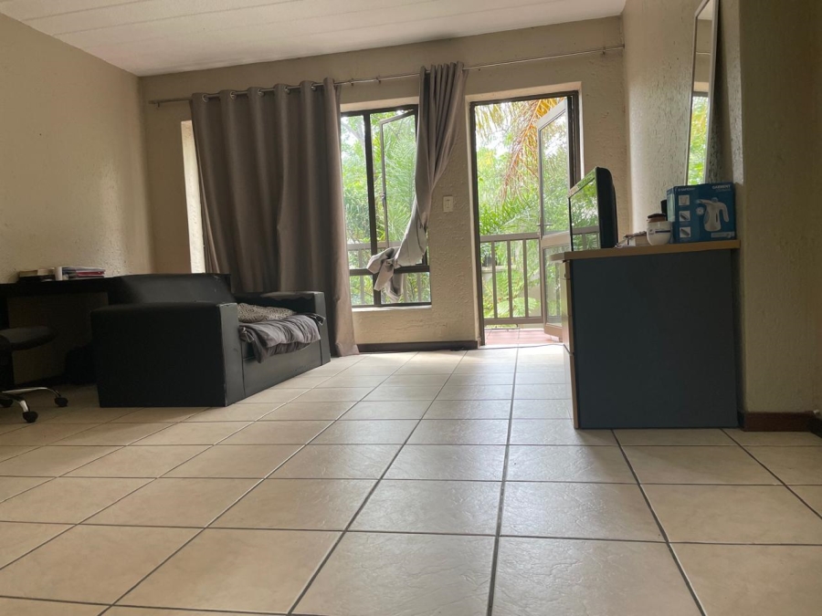 2 Bedroom Property for Sale in Bloubosrand Gauteng