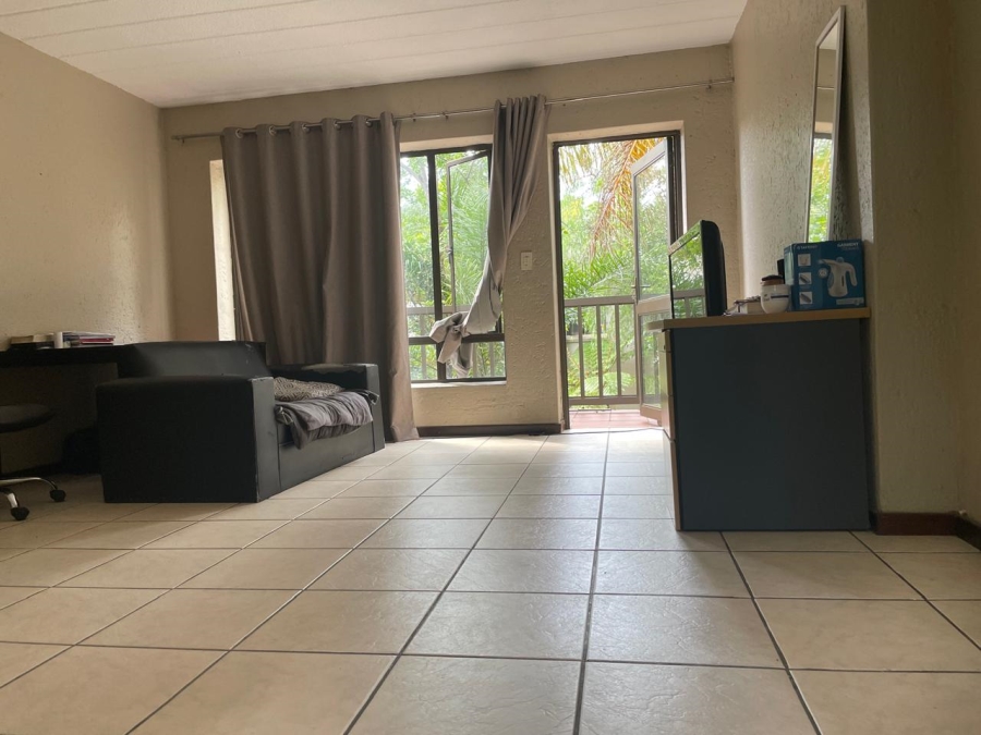 2 Bedroom Property for Sale in Bloubosrand Gauteng