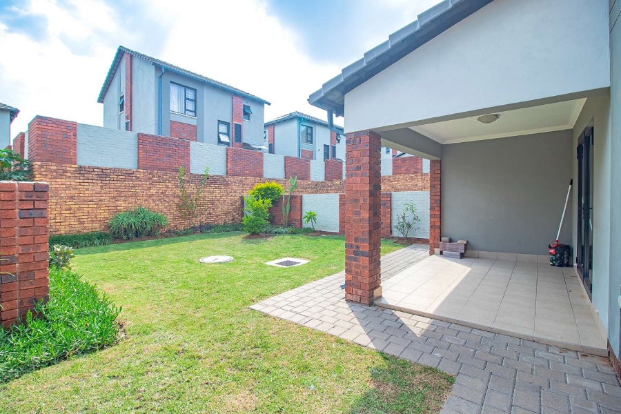 To Let 3 Bedroom Property for Rent in Rooihuiskraal North Gauteng