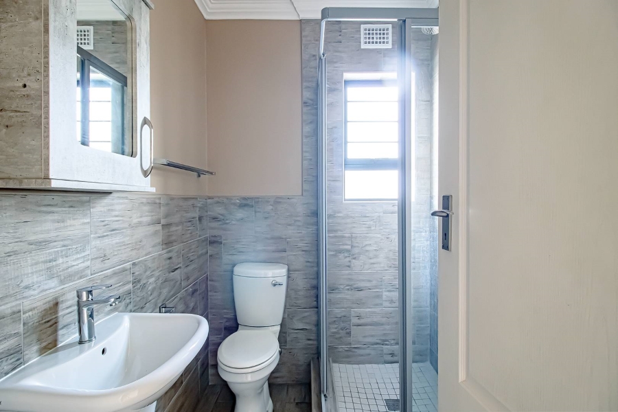 To Let 3 Bedroom Property for Rent in Rooihuiskraal North Gauteng