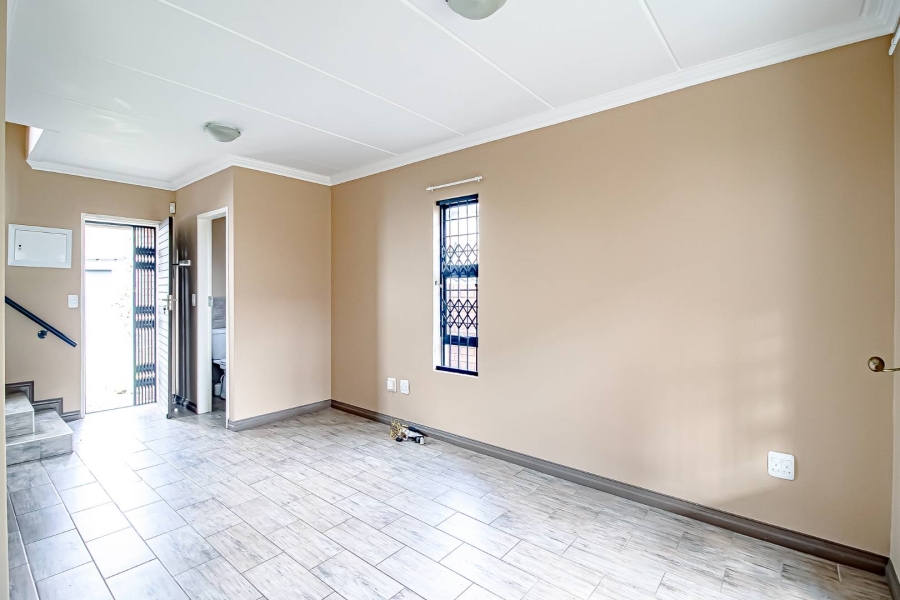 To Let 3 Bedroom Property for Rent in Rooihuiskraal North Gauteng