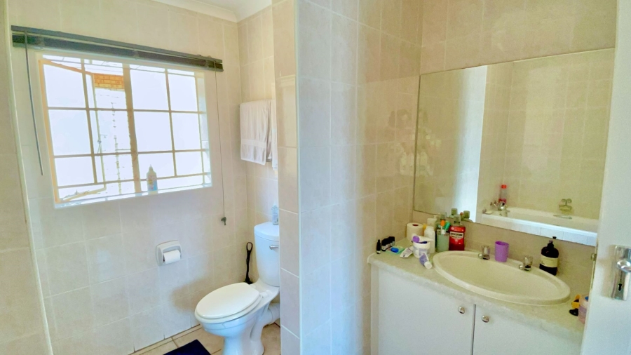 To Let 3 Bedroom Property for Rent in Equestria Gauteng