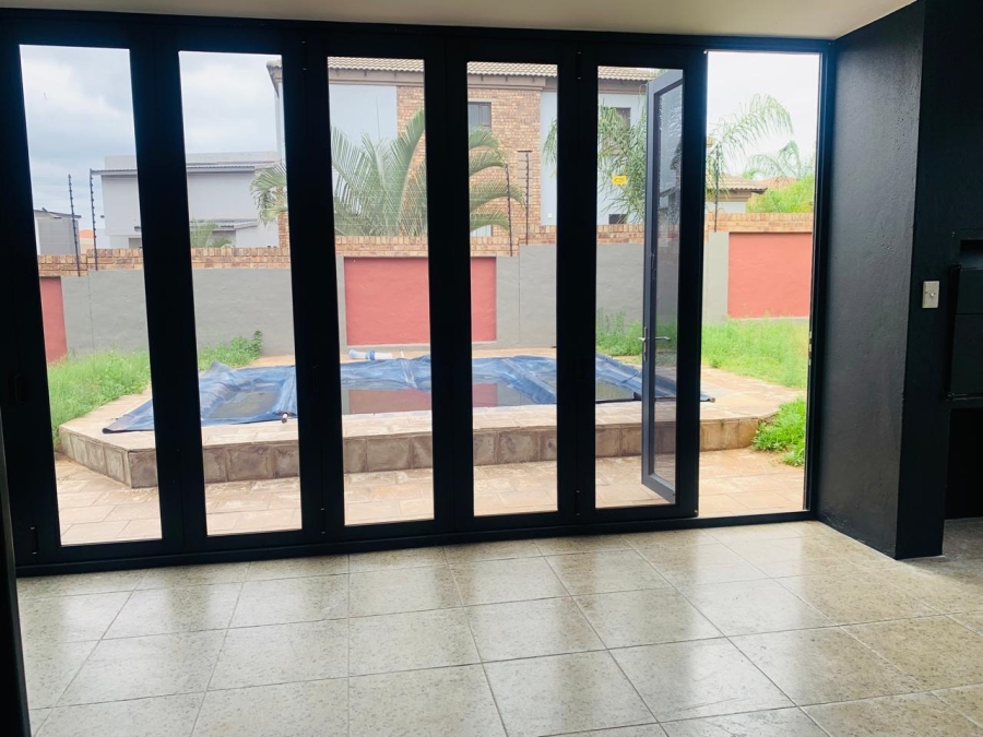 3 Bedroom Property for Sale in Roodeplaat Gauteng