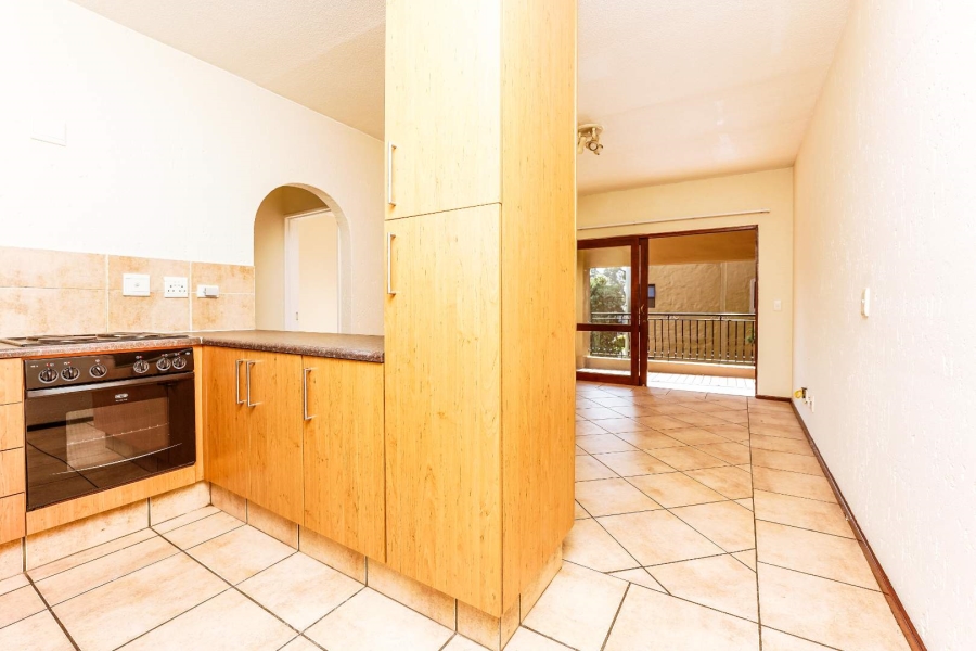 To Let 1 Bedroom Property for Rent in Lonehill Gauteng