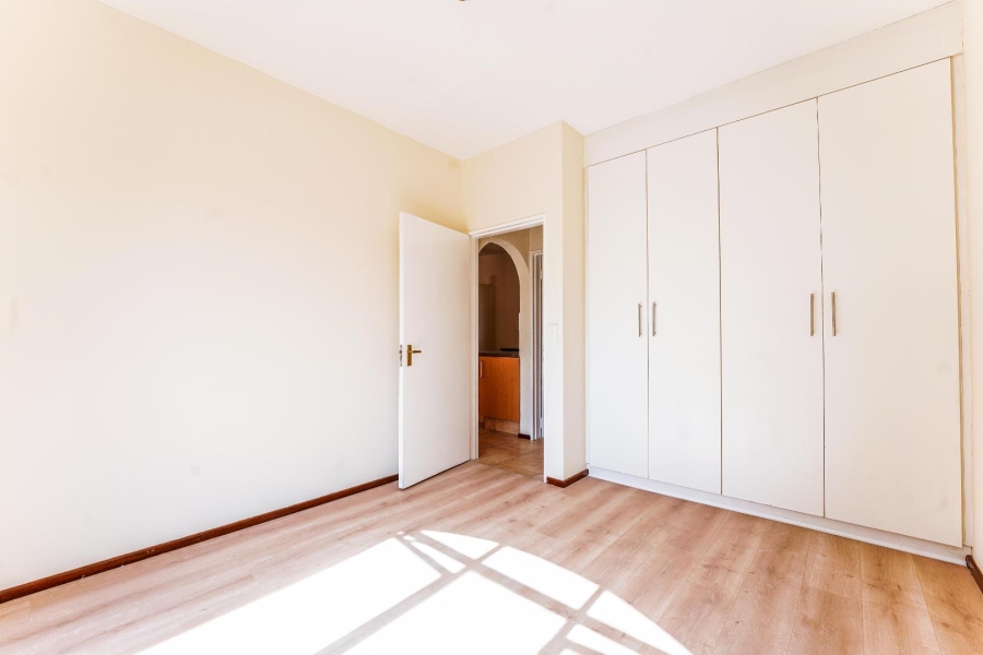 To Let 1 Bedroom Property for Rent in Lonehill Gauteng